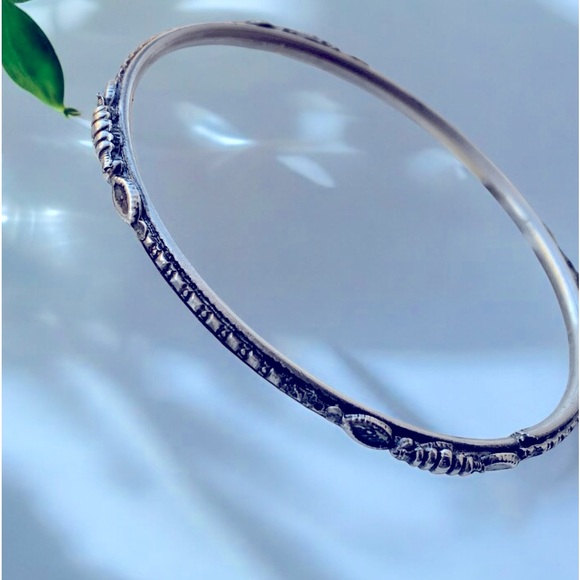 Vintage Antiqued Silver Plated Bangle Bracelet Women’s Jewelry Ornate Design - Picture 1 of 5